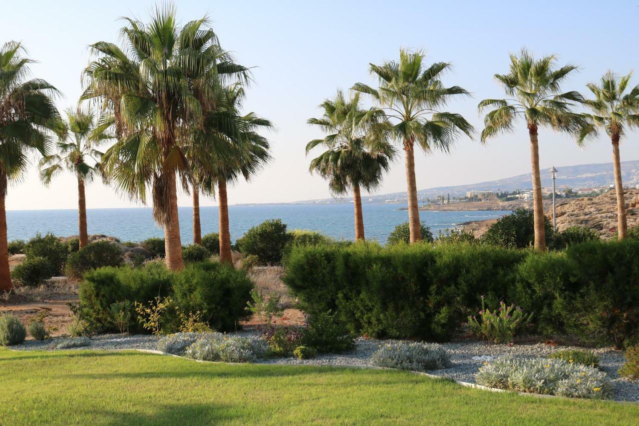 Yulya By Taimoura * Pafos