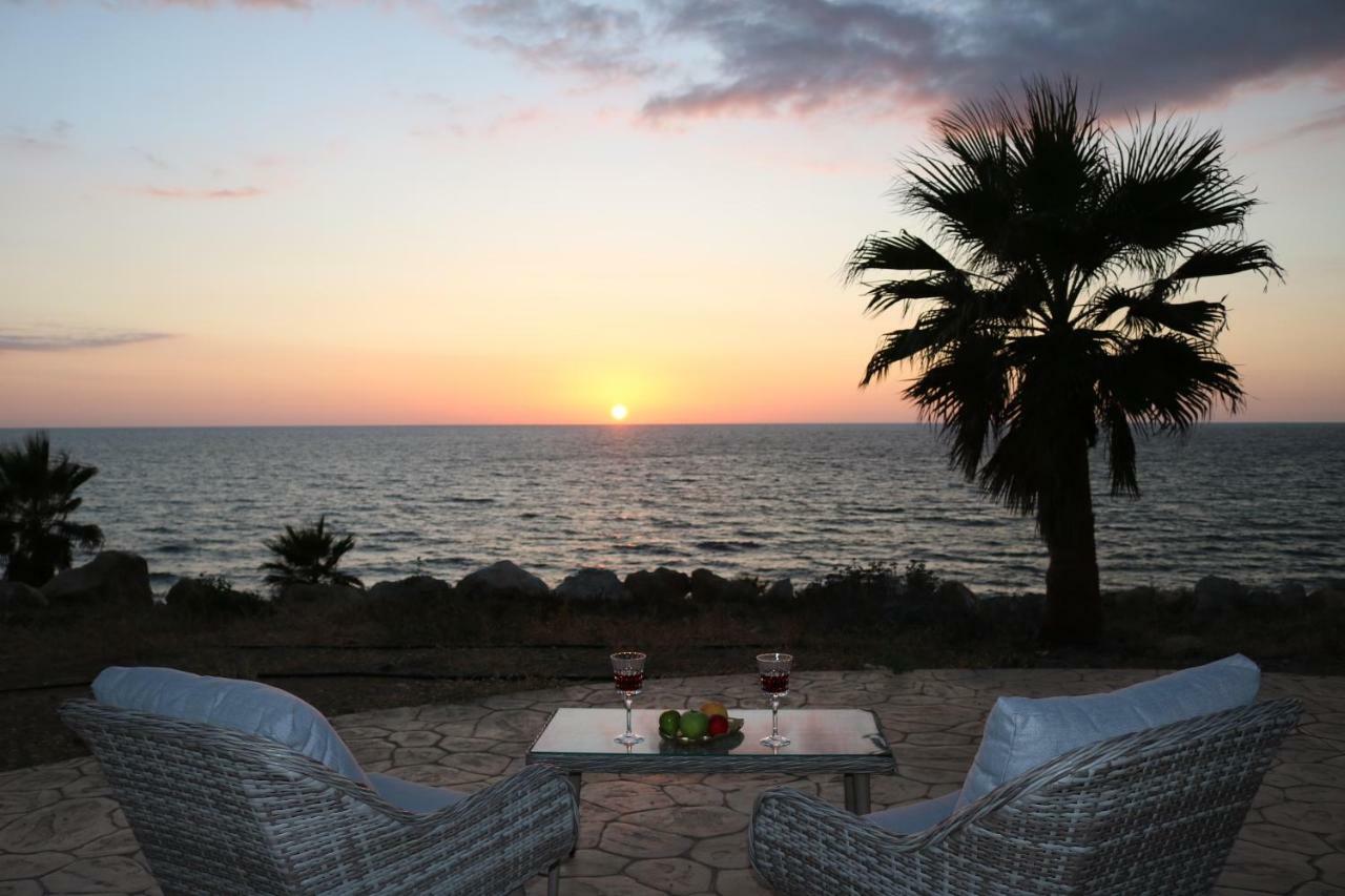 Yulya By Taimoura * Pafos